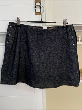 Vintage Black Mini Skort